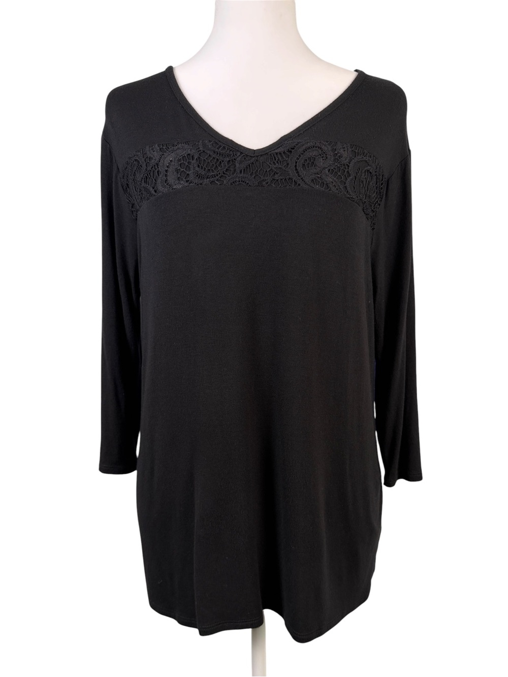 Loveappela  Chic Black Floral Back Lace Accent Top - Medium